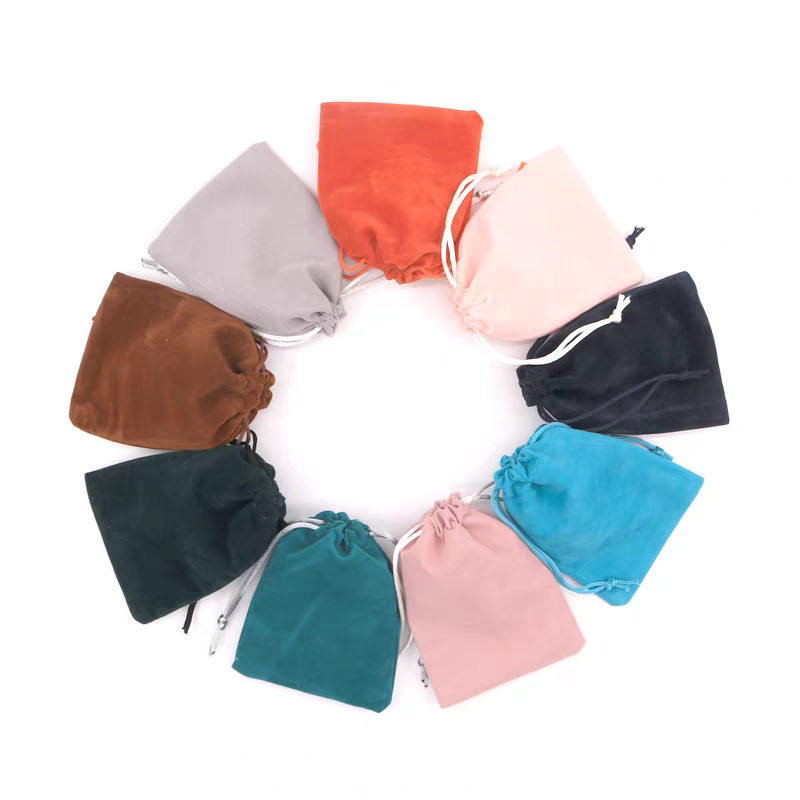 Classic Fleece Lace-up Pockets
